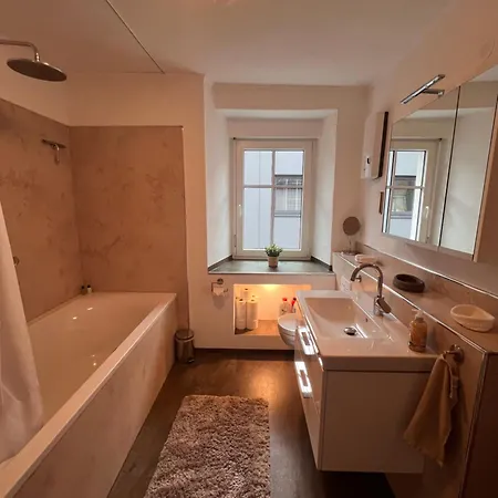 Haus Kreuz Apartamento *