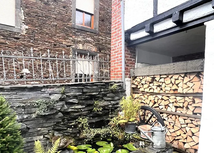 Haus Kreuz 布鲁蒂凡科